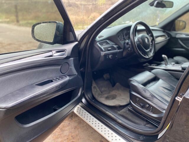 Черный БМВ Х5, объемом двигателя 3 л и пробегом 310 тыс. км за 10900 $, фото 7 на Automoto.ua