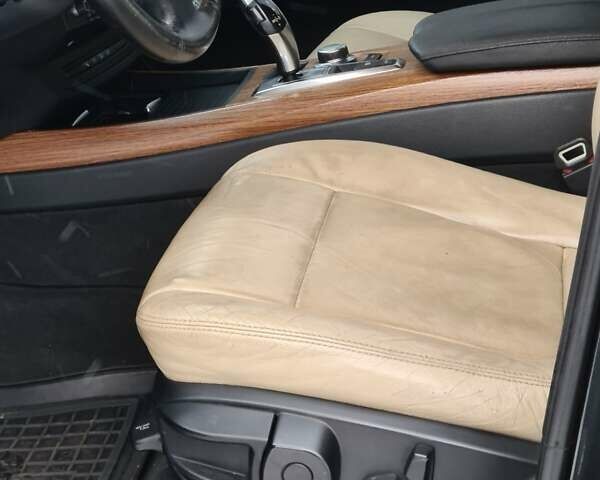 Черный БМВ Х5, объемом двигателя 3 л и пробегом 280 тыс. км за 15500 $, фото 25 на Automoto.ua