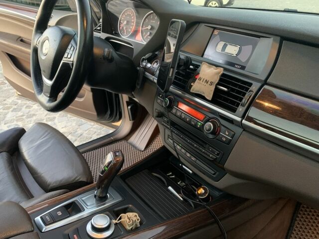 БМВ Х5 2008 в Днепре (Днепропетровске) на Automoto.ua Черный БМВ Х5, объемом двигателя 4.8 л и пробегом 225 тыс. км за 378 $, фото 19 на Automoto.ua