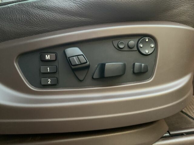 БМВ Х5 2008 в Днепре (Днепропетровске) на Automoto.ua Черный БМВ Х5, объемом двигателя 4.8 л и пробегом 225 тыс. км за 378 $, фото 21 на Automoto.ua