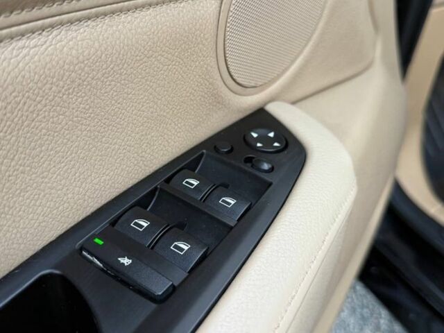 Черный БМВ Х5, объемом двигателя 3 л и пробегом 286 тыс. км за 15599 $, фото 13 на Automoto.ua