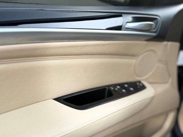 Черный БМВ Х5, объемом двигателя 3 л и пробегом 286 тыс. км за 15599 $, фото 12 на Automoto.ua