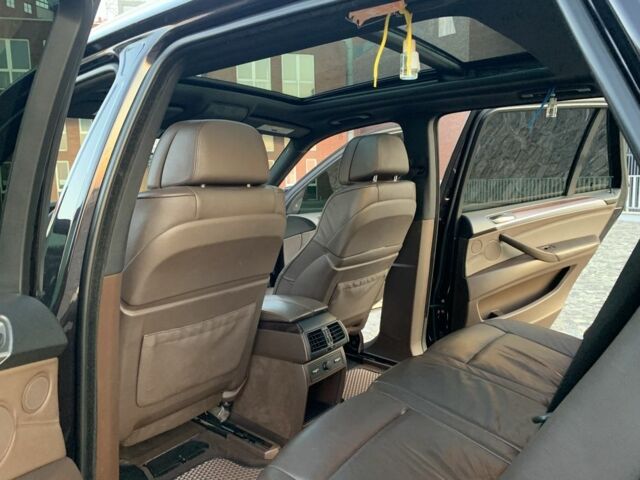 БМВ Х5 2008 в Днепре (Днепропетровске) на Automoto.ua Черный БМВ Х5, объемом двигателя 4.8 л и пробегом 225 тыс. км за 378 $, фото 13 на Automoto.ua