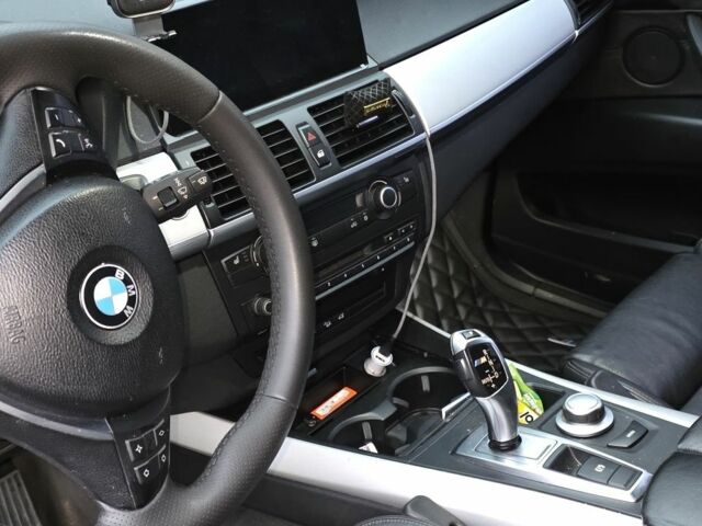 Черный БМВ Х5, объемом двигателя 3 л и пробегом 400 тыс. км за 10000 $, фото 6 на Automoto.ua