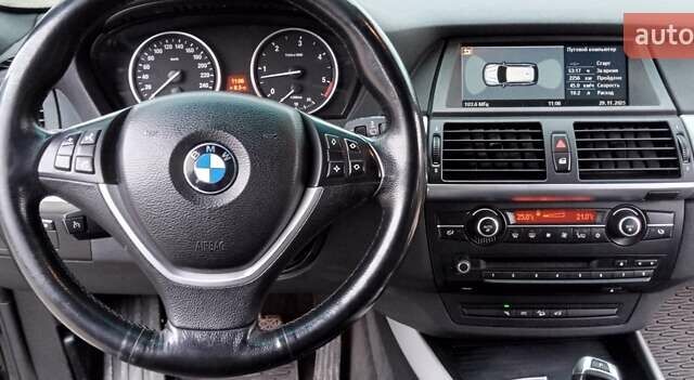 Чорний БМВ Х5, об'ємом двигуна 2.99 л та пробігом 230 тис. км за 15800 $, фото 17 на Automoto.ua