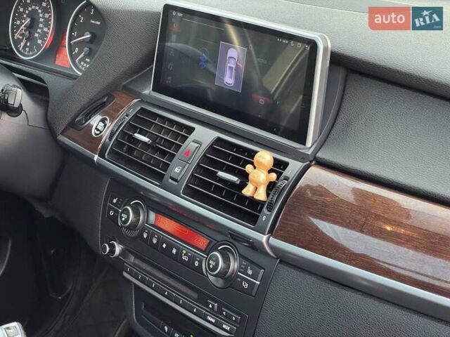 Чорний БМВ Х5, об'ємом двигуна 4.8 л та пробігом 307 тис. км за 12999 $, фото 47 на Automoto.ua