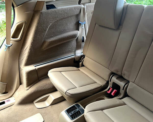 Чорний БМВ Х5, об'ємом двигуна 4.8 л та пробігом 230 тис. км за 14000 $, фото 5 на Automoto.ua