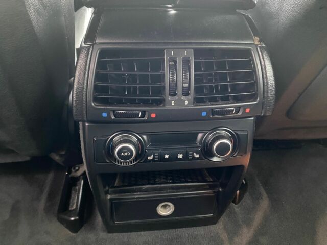 Черный БМВ Х5, объемом двигателя 3 л и пробегом 310 тыс. км за 10900 $, фото 10 на Automoto.ua