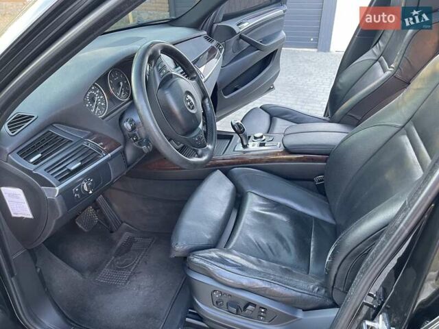 Черный БМВ Х5, объемом двигателя 4.8 л и пробегом 292 тыс. км за 12800 $, фото 17 на Automoto.ua