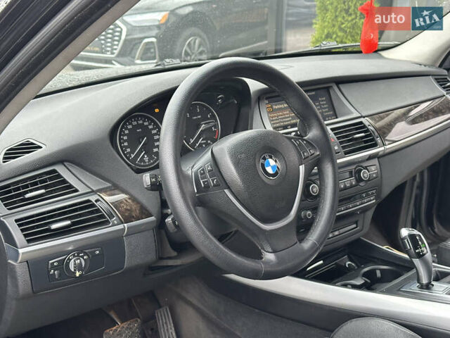 Чорний БМВ Х5, об'ємом двигуна 2.99 л та пробігом 490 тис. км за 15500 $, фото 14 на Automoto.ua