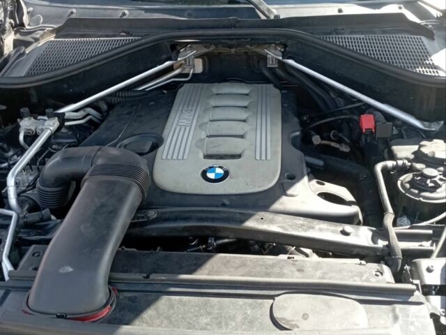 Черный БМВ Х5, объемом двигателя 0 л и пробегом 230 тыс. км за 15500 $, фото 8 на Automoto.ua