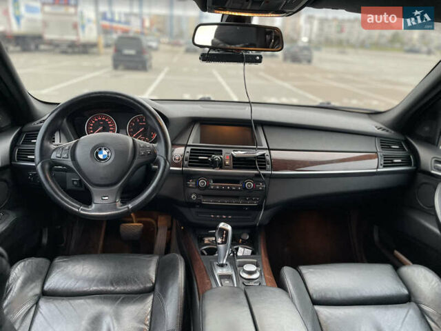 Черный БМВ Х5, объемом двигателя 2.99 л и пробегом 320 тыс. км за 11300 $, фото 12 на Automoto.ua