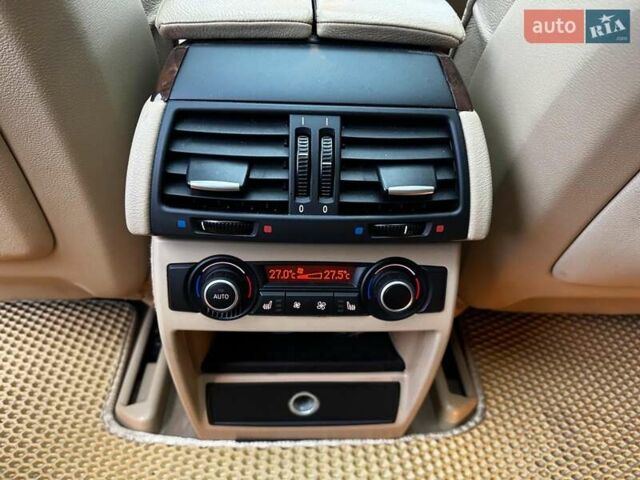 Чорний БМВ Х5, об'ємом двигуна 4.8 л та пробігом 250 тис. км за 10290 $, фото 29 на Automoto.ua