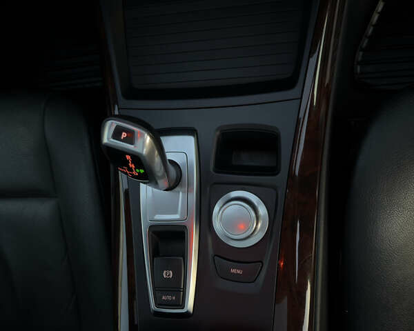 Чорний БМВ Х5, об'ємом двигуна 3 л та пробігом 110 тис. км за 12900 $, фото 107 на Automoto.ua