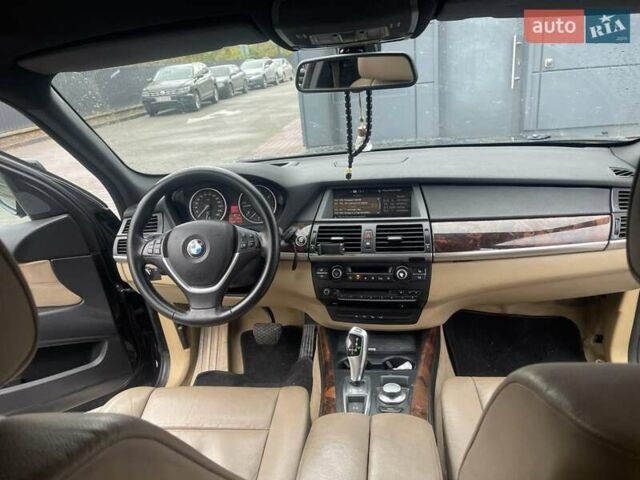 Черный БМВ Х5, объемом двигателя 3 л и пробегом 310 тыс. км за 12850 $, фото 7 на Automoto.ua