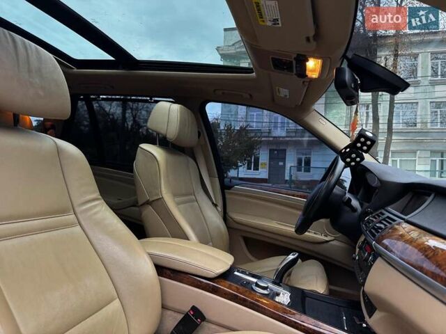 Чорний БМВ Х5, об'ємом двигуна 4.8 л та пробігом 250 тис. км за 10290 $, фото 36 на Automoto.ua