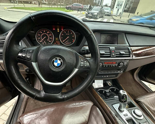 Чорний БМВ Х5, об'ємом двигуна 3 л та пробігом 315 тис. км за 10999 $, фото 13 на Automoto.ua