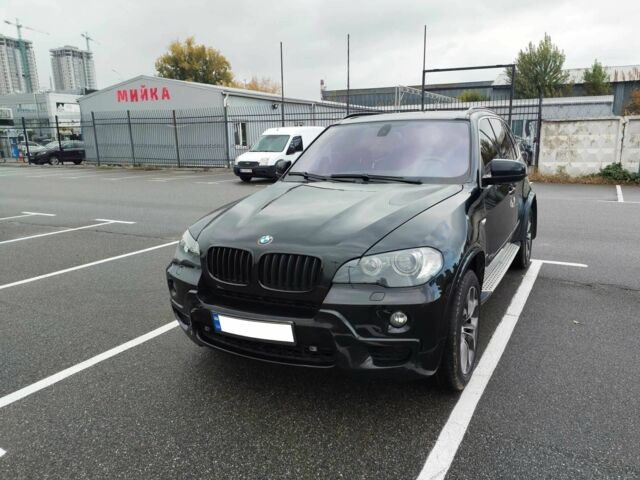 Черный БМВ Х5, объемом двигателя 3 л и пробегом 250 тыс. км за 16000 $, фото 2 на Automoto.ua