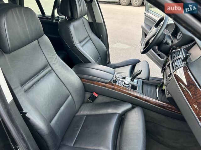Черный БМВ Х5, объемом двигателя 3 л и пробегом 270 тыс. км за 14000 $, фото 15 на Automoto.ua