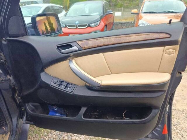 Чорний БМВ Х5, об'ємом двигуна 3 л та пробігом 288 тис. км за 3500 $, фото 20 на Automoto.ua