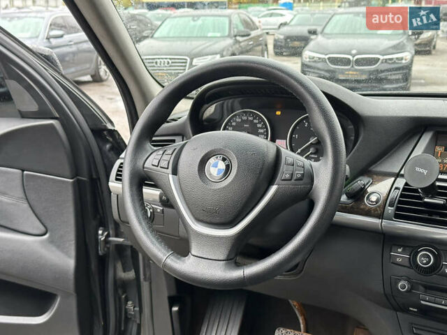 Чорний БМВ Х5, об'ємом двигуна 2.99 л та пробігом 490 тис. км за 15500 $, фото 21 на Automoto.ua