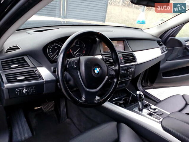 Черный БМВ Х5, объемом двигателя 3 л и пробегом 249 тыс. км за 15100 $, фото 21 на Automoto.ua