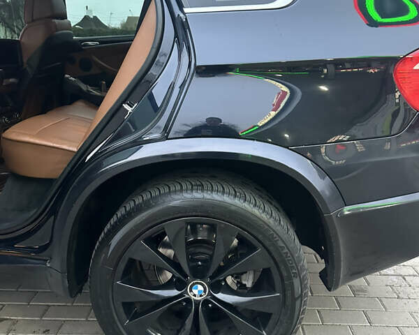 Чорний БМВ Х5, об'ємом двигуна 4.8 л та пробігом 293 тис. км за 12500 $, фото 9 на Automoto.ua