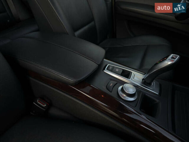 Чорний БМВ Х5, об'ємом двигуна 3 л та пробігом 110 тис. км за 12900 $, фото 106 на Automoto.ua