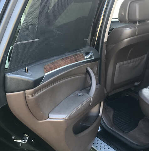 Чорний БМВ Х5, об'ємом двигуна 3 л та пробігом 340 тис. км за 9999 $, фото 16 на Automoto.ua