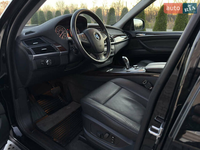 Чорний БМВ Х5, об'ємом двигуна 3 л та пробігом 110 тис. км за 12900 $, фото 52 на Automoto.ua