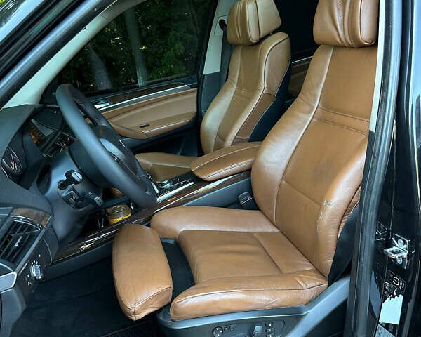 Черный БМВ Х5, объемом двигателя 3 л и пробегом 192 тыс. км за 17400 $, фото 17 на Automoto.ua