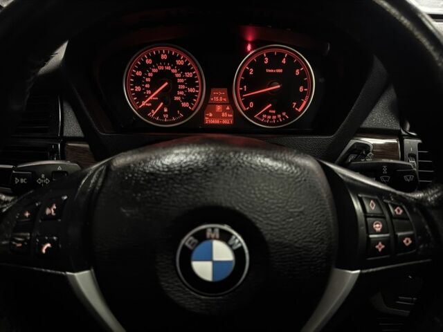 Черный БМВ Х5, объемом двигателя 4.8 л и пробегом 210 тыс. км за 11000 $, фото 16 на Automoto.ua