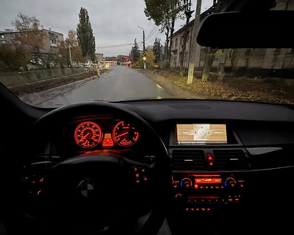 Черный БМВ Х5, объемом двигателя 4.8 л и пробегом 159 тыс. км за 11000 $, фото 9 на Automoto.ua