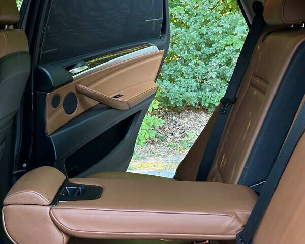 Черный БМВ Х5, объемом двигателя 3 л и пробегом 192 тыс. км за 17400 $, фото 20 на Automoto.ua