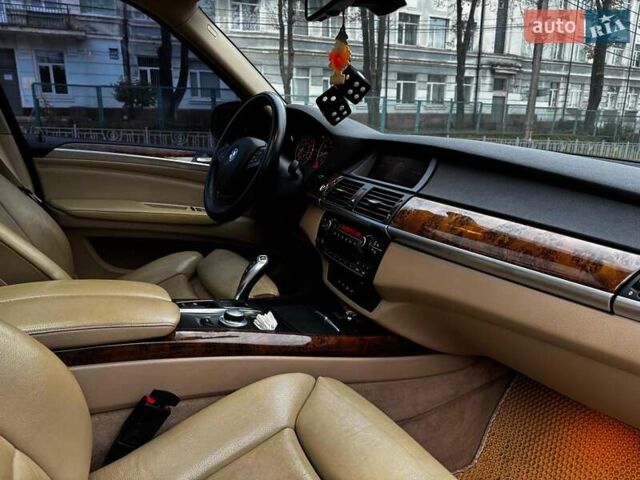 Чорний БМВ Х5, об'ємом двигуна 4.8 л та пробігом 250 тис. км за 10290 $, фото 35 на Automoto.ua