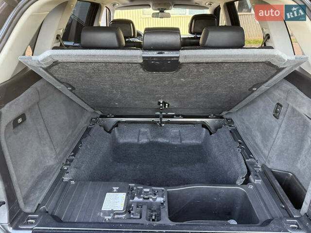 Чорний БМВ Х5, об'ємом двигуна 3 л та пробігом 244 тис. км за 16850 $, фото 13 на Automoto.ua