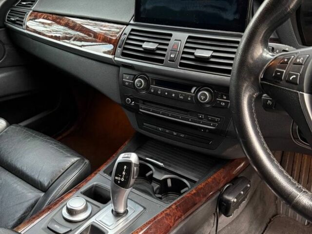 Черный БМВ Х5, объемом двигателя 3 л и пробегом 271 тыс. км за 8700 $, фото 3 на Automoto.ua