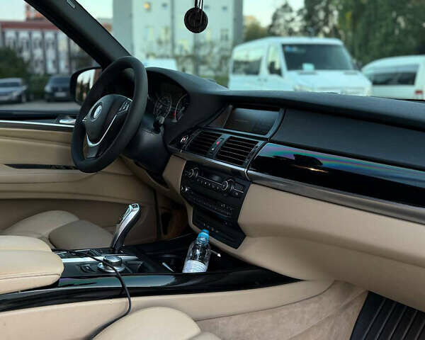 Черный БМВ Х5, объемом двигателя 2.99 л и пробегом 286 тыс. км за 15599 $, фото 25 на Automoto.ua