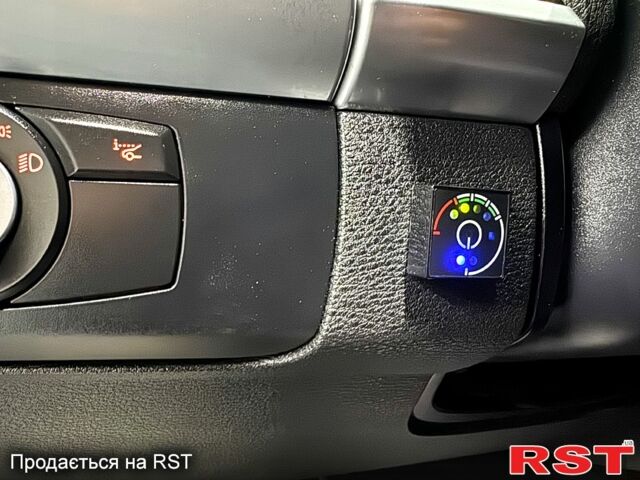 Черный БМВ Х5, объемом двигателя 4.8 л и пробегом 210 тыс. км за 11000 $, фото 13 на Automoto.ua