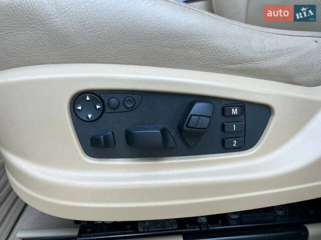 Черный БМВ Х5, объемом двигателя 4.8 л и пробегом 233 тыс. км за 10500 $, фото 5 на Automoto.ua