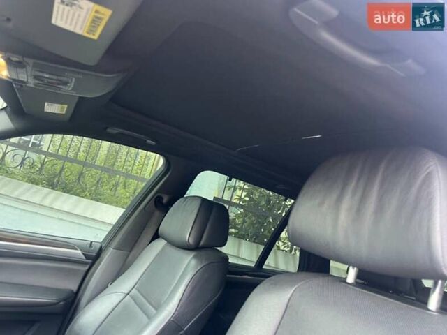 Черный БМВ Х5, объемом двигателя 4.8 л и пробегом 159 тыс. км за 11000 $, фото 8 на Automoto.ua