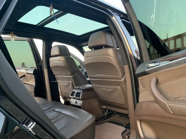 БМВ Х5 2008 в Днепре (Днепропетровске) на Automoto.ua Черный БМВ Х5, объемом двигателя 4.8 л и пробегом 225 тыс. км за 378 $, фото 12 на Automoto.ua