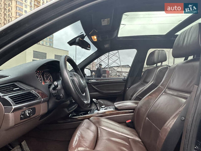 Чорний БМВ Х5, об'ємом двигуна 3 л та пробігом 315 тис. км за 10999 $, фото 11 на Automoto.ua