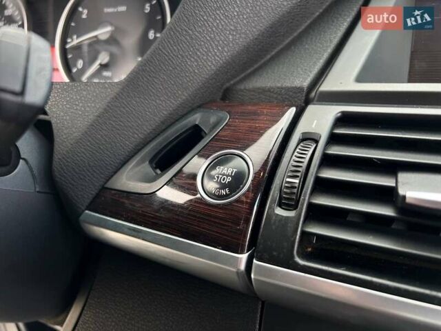 Черный БМВ Х5, объемом двигателя 4.8 л и пробегом 240 тыс. км за 15777 $, фото 10 на Automoto.ua