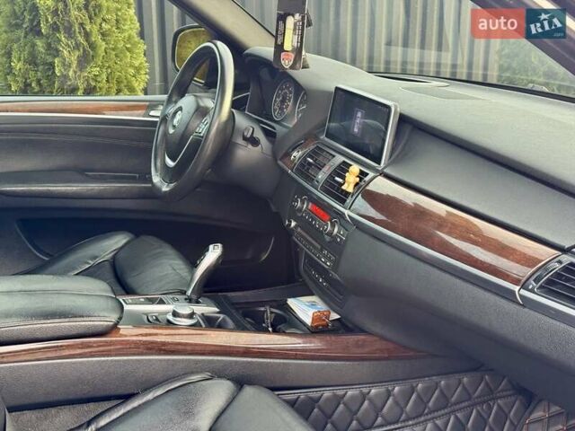 Чорний БМВ Х5, об'ємом двигуна 4.8 л та пробігом 307 тис. км за 12999 $, фото 52 на Automoto.ua