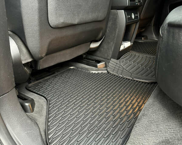 Чорний БМВ Х5, об'ємом двигуна 3 л та пробігом 265 тис. км за 17200 $, фото 14 на Automoto.ua