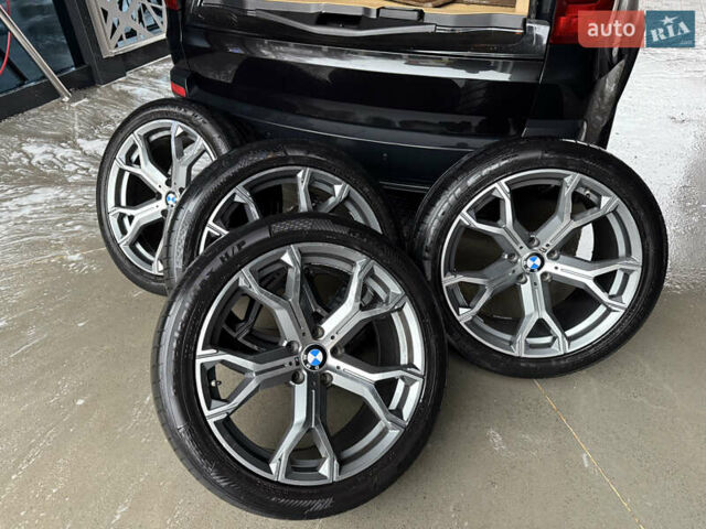 Чорний БМВ Х5, об'ємом двигуна 4.8 л та пробігом 230 тис. км за 14000 $, фото 27 на Automoto.ua