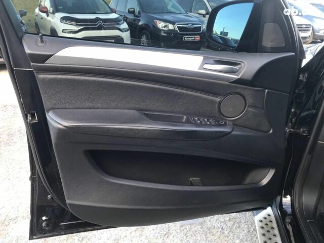 Черный БМВ Х5, объемом двигателя 3 л и пробегом 256 тыс. км за 20440 $, фото 15 на Automoto.ua