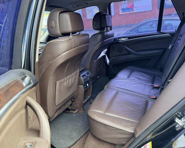 Черный БМВ Х5, объемом двигателя 3 л и пробегом 216 тыс. км за 12000 $, фото 7 на Automoto.ua