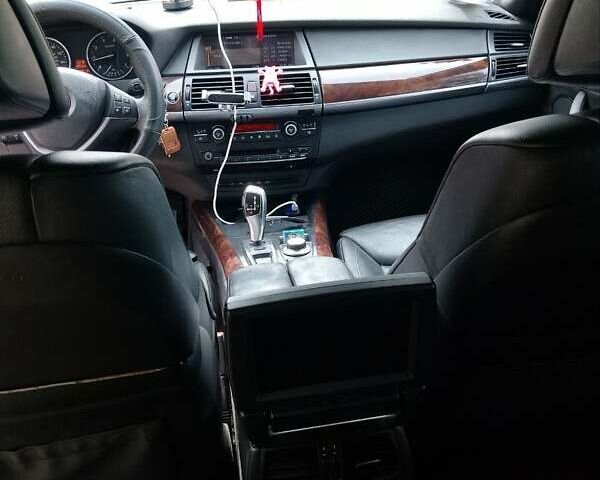 Черный БМВ Х5, объемом двигателя 4.8 л и пробегом 320 тыс. км за 15000 $, фото 10 на Automoto.ua